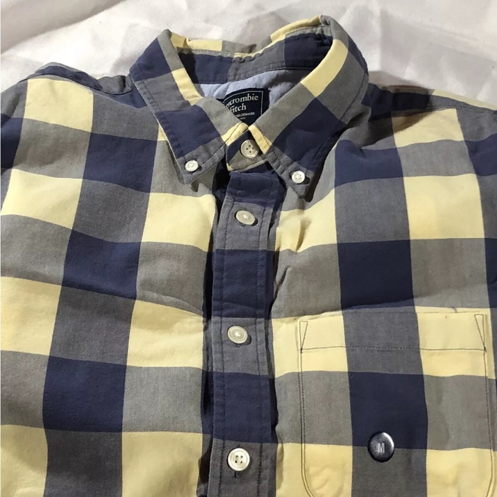 Abercrombie & Fitch Men's Blue and Yellow Checkered Shirt